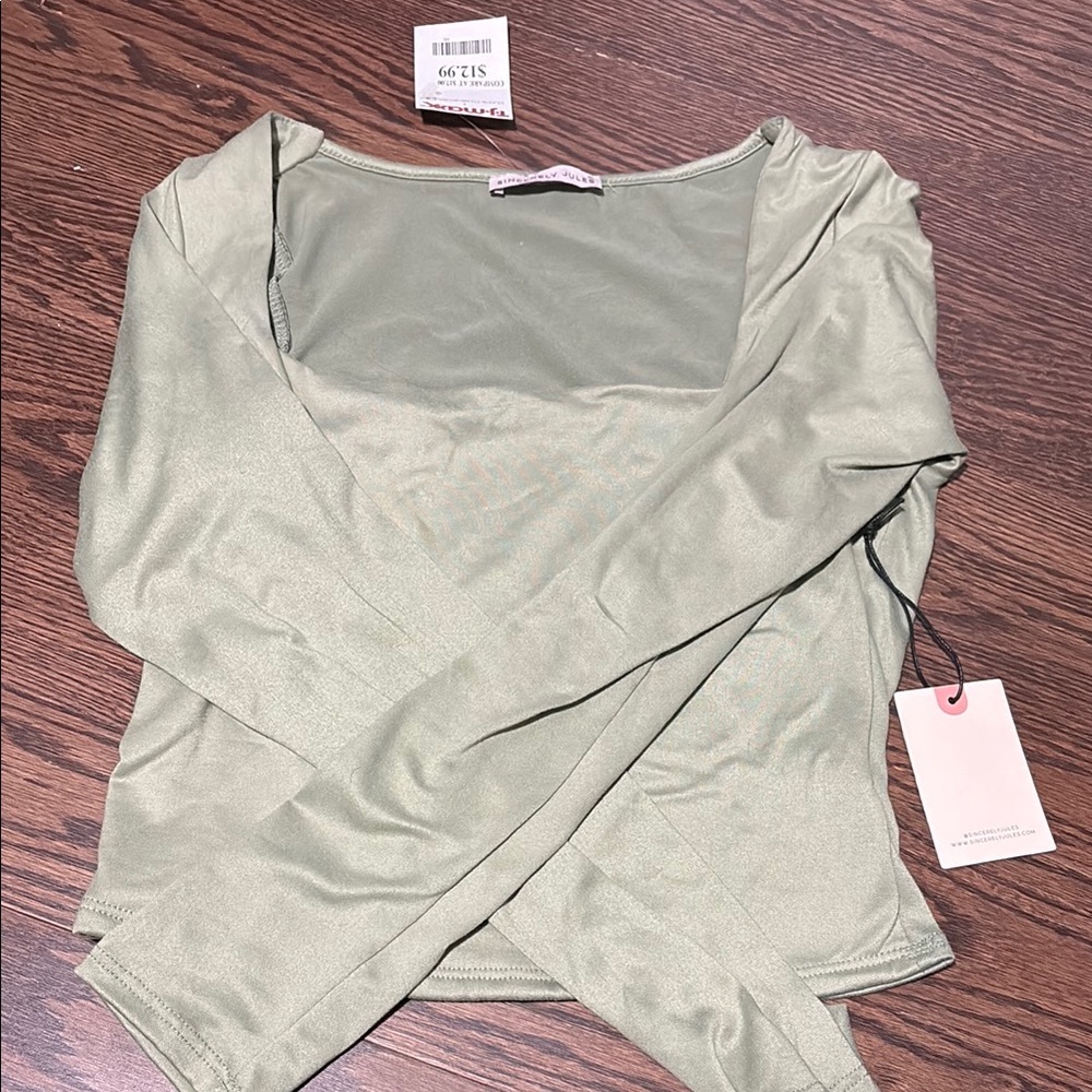 Elegant Green Women's Top